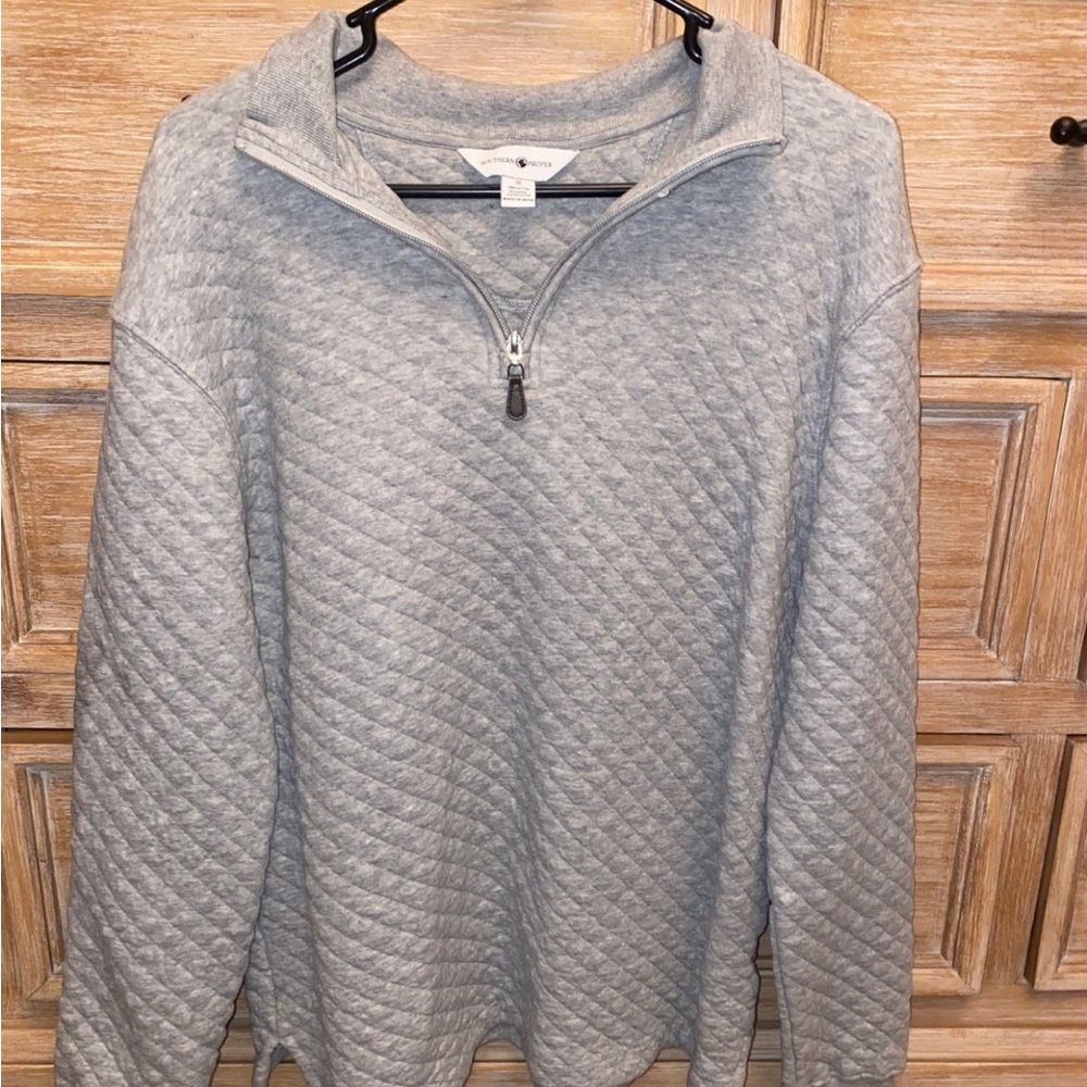 Southern Proper Pullover